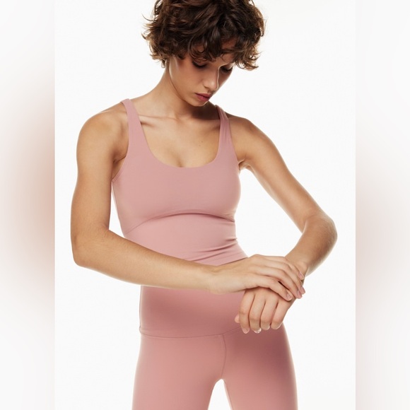 NWT - Aritzia TnaBUTTER™ Bound Sports Tank - Ashy Pink - Large - Picture 4 of 10